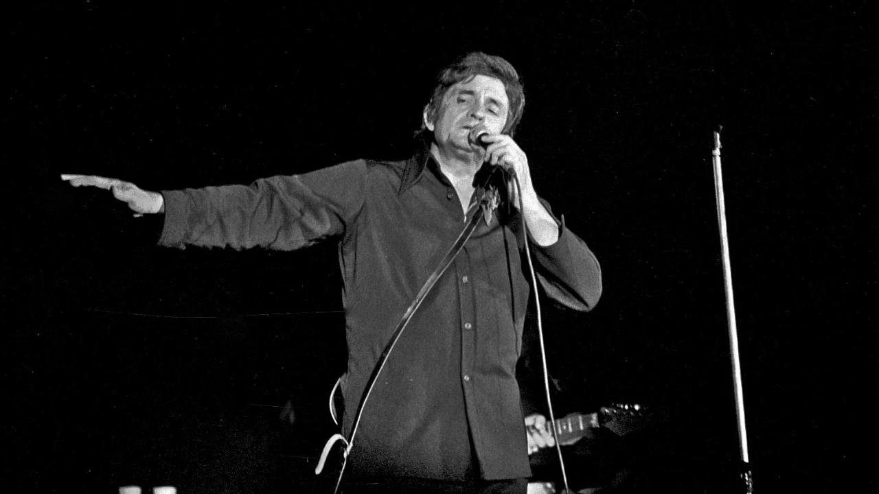 Johnny Cash The Man In Black